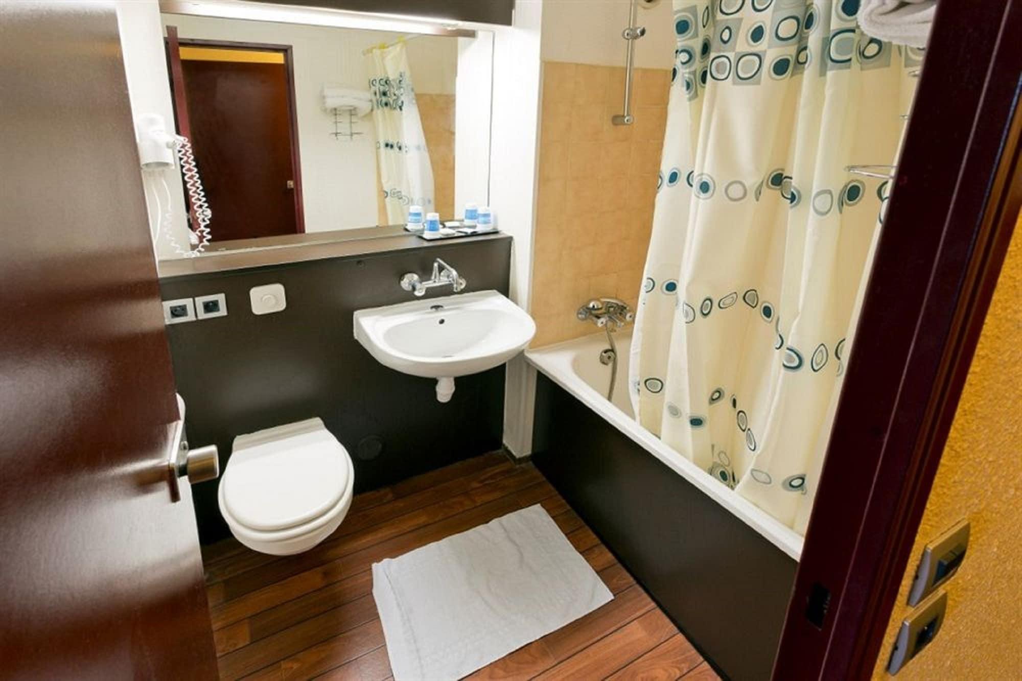 Ibis Styles Paris Hippodrome De Vincennes Hotel Joinville-le-Pont Kültér fotó